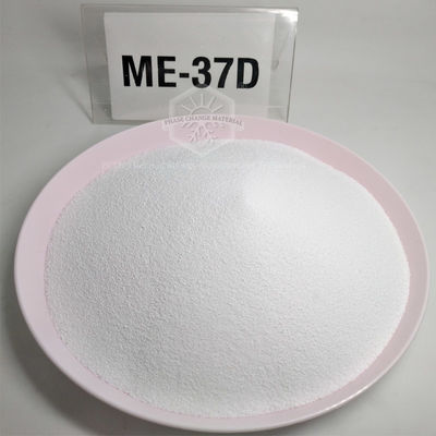 Festes Pulver des mikroverkapselten Phasenänderungs-Materials angewendet am Gewebe